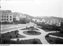 Diederichsweg [Diederichs Lane], Colonial government building at left, 1913