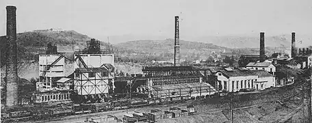 Overview of the coking plant and power station between the wars.