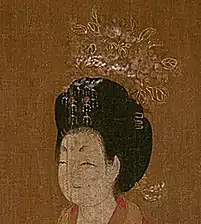 Tang Court Lady wearing flower buyao crown