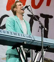 Hutchinson performing at the Piece by Piece Tour in 2015
