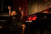 Glenda del E live in Toronto (2014)