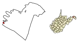 Location of Paw Paw in Morgan County, West Virginia.