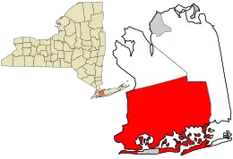 Location of Hempstead in Nassau County (right), and location of Nassau County in the State of New York (left)