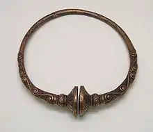 Bronze 4th-century BC buffer-type Celtic torc from France